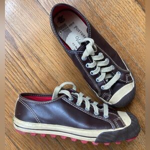 PF Flyers Brown Leather Vulcanized Red Rubber Sole Low-Tops, US women’s 6 6.5